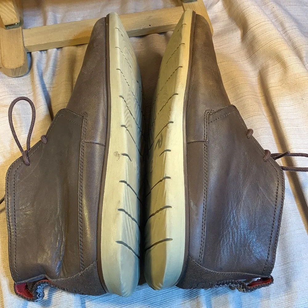 UGG soft glove leather waterproof lace up shoes